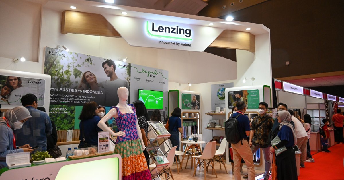 Lenzing showcases sustainable fibers at INATEX 2023